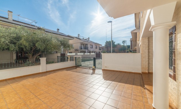 Sobre pilares - Venta - San Pedro del Pinatar - San Pedro del Pinatar Centro