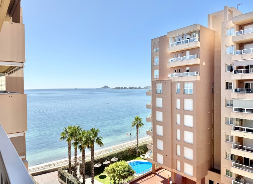 Venta - Apartamento -
La Manga 