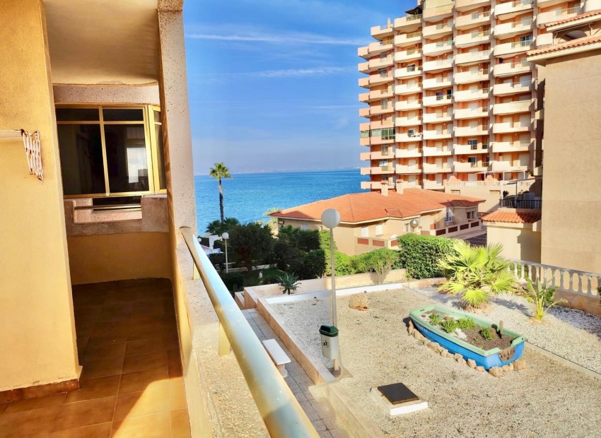 Venta - Apartamento -
La Manga 