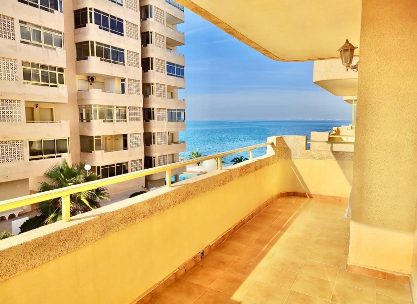 Venta - Apartamento -
La Manga 