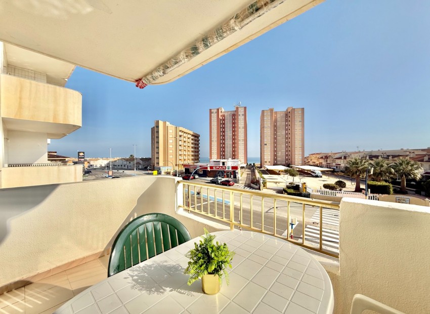 Venta - Apartamento -
La Manga 