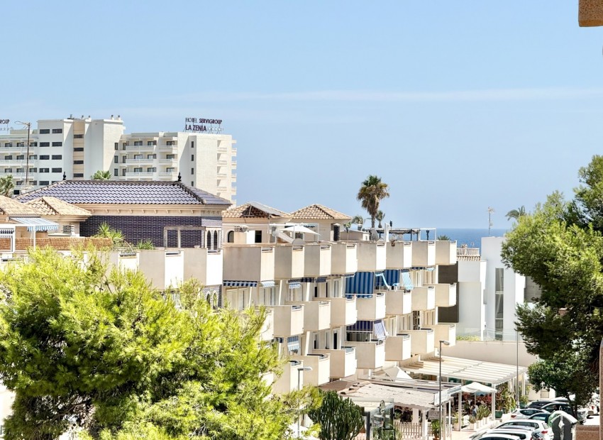 Venta - Apartamento -
Orihuela Costa - La Zenia