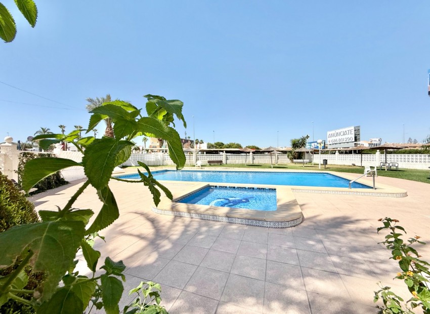 Venta - Apartamento -
Orihuela Costa - La Zenia