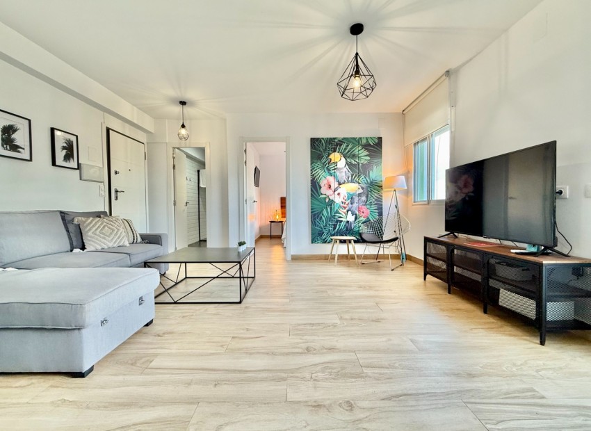 Venta - Apartamento -
Torrevieja - Torrevieja 