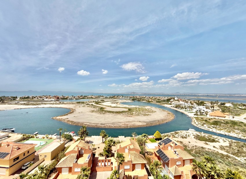 Venta - Ático -
La Manga 