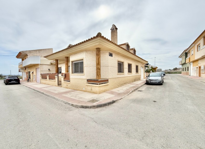 Venta - Chalet -
Los Martínez del Puerto 