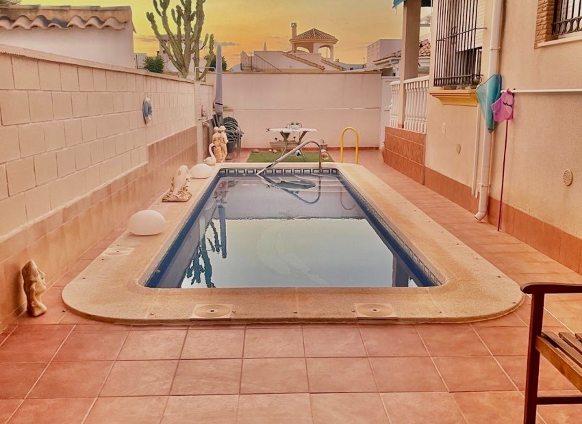 Venta - Chalet -
Sucina - La Peraleja Golf