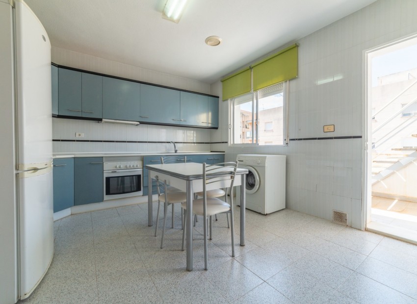 Venta - Piso -
Los Alcázares