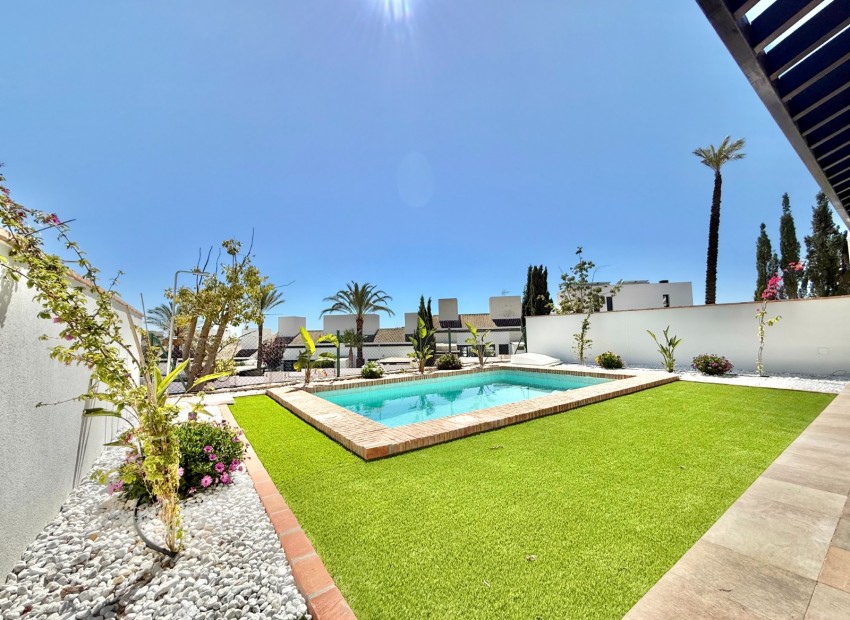 Venta - Planta baja -
Sucina - La Peraleja Golf