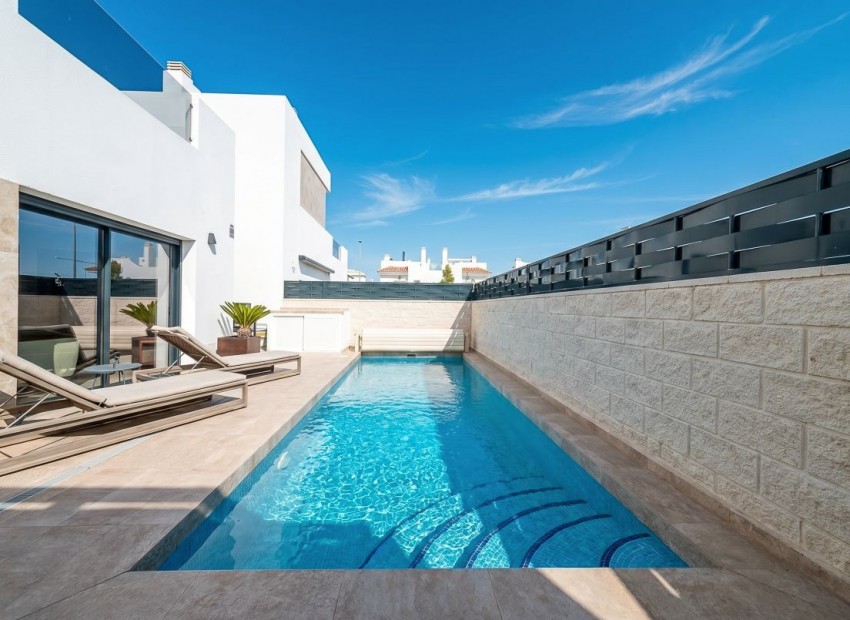 Venta - Villa -
Alicante - Ciudad Quesada