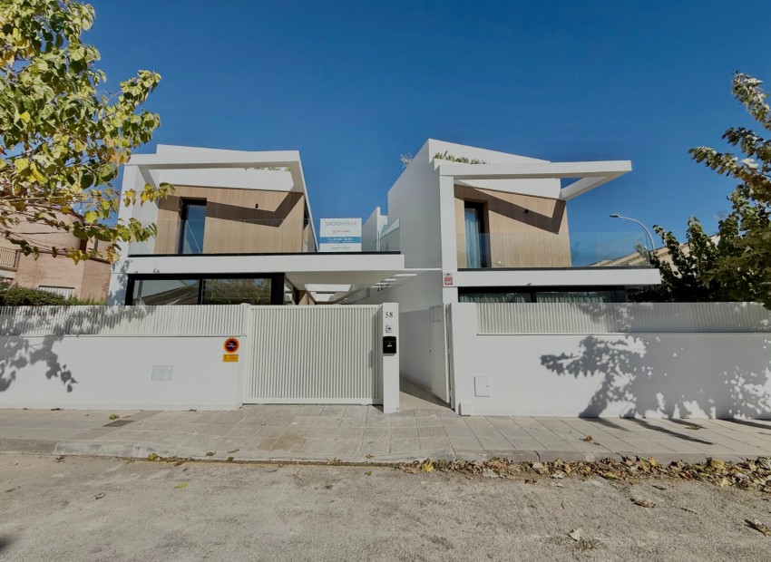 Venta - Villa -
Pilar de la Horadada - Torre de la Horadada