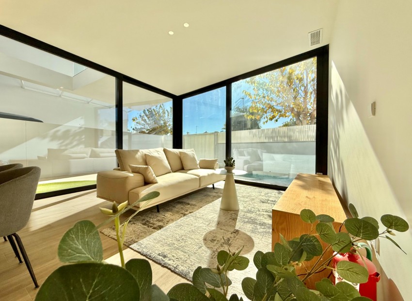 Venta - Villa -
Pilar de la Horadada - Torre de la Horadada