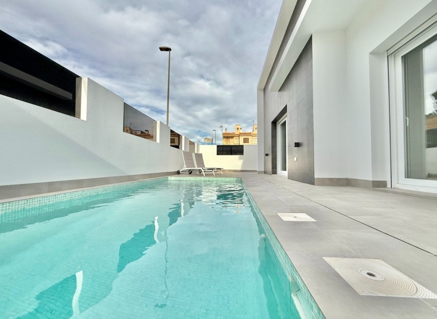 Venta - Villa -
Torre Pacheco - Balsicas