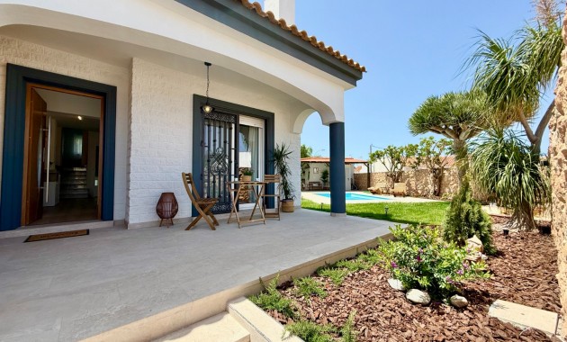 Venta - Chalet -
San Javier - Santiago de la Ribera