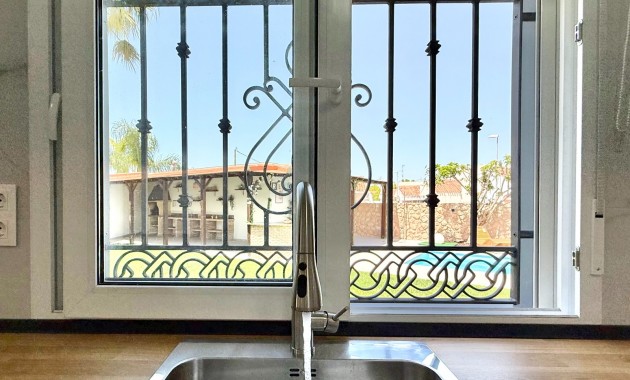 Venta - Chalet -
San Javier - Santiago de la Ribera