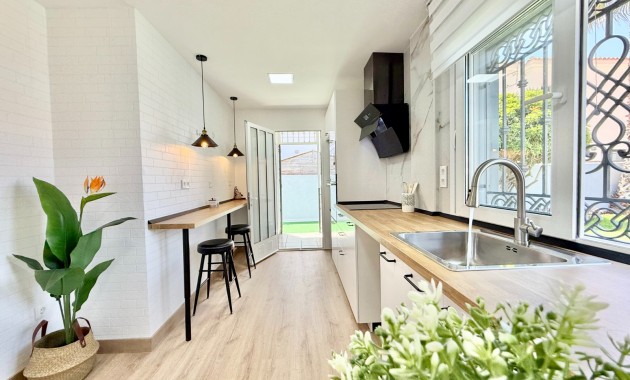 Venta - Chalet -
San Javier - Santiago de la Ribera