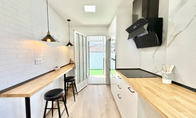 Venta - Chalet -
San Javier - Santiago de la Ribera