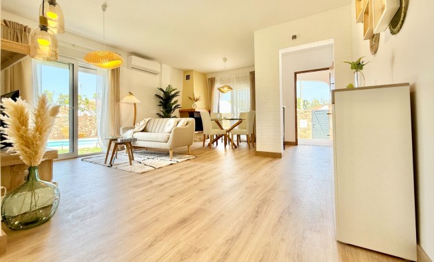 Venta - Chalet -
San Javier - Santiago de la Ribera