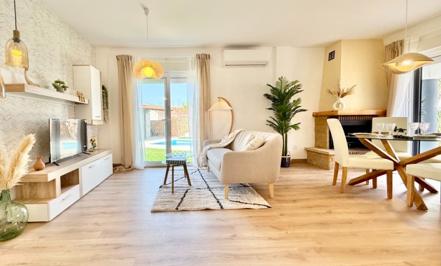 Venta - Chalet -
San Javier - Santiago de la Ribera
