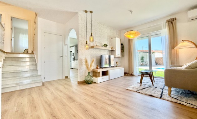 Venta - Chalet -
San Javier - Santiago de la Ribera