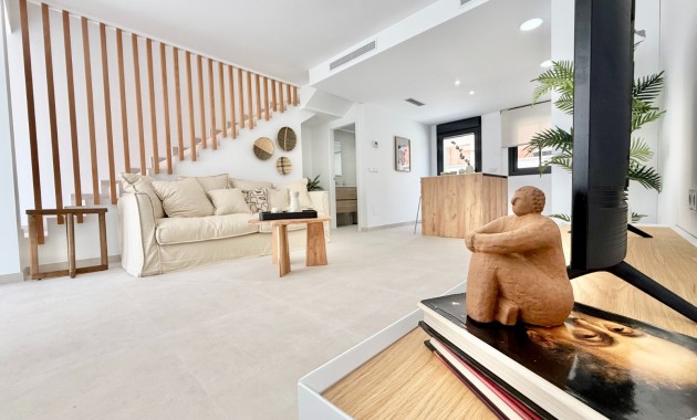 Venta - Chalet -
Cox - Vega Hills