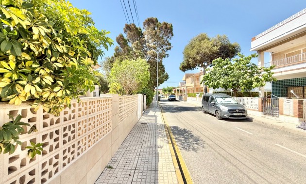 Venta - Planta baja -
Pilar de la Horadada - Torre de la Horadada