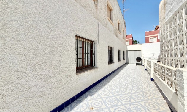 Venta - Planta baja -
Pilar de la Horadada - Torre de la Horadada