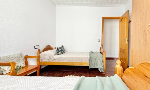 Venta - Planta baja -
Pilar de la Horadada - Torre de la Horadada