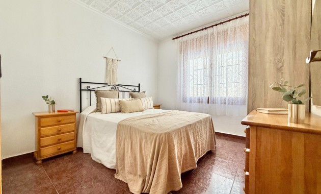Venta - Planta baja -
Pilar de la Horadada - Torre de la Horadada