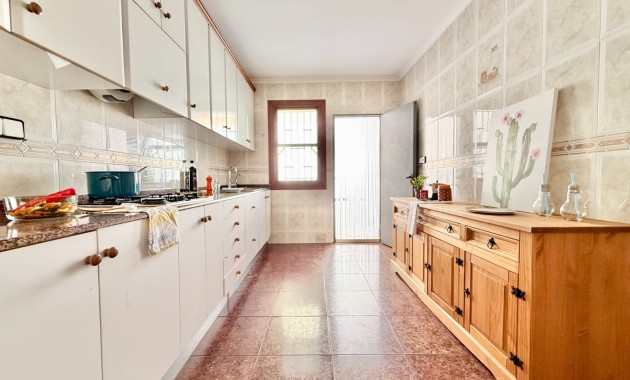Venta - Planta baja -
Pilar de la Horadada - Torre de la Horadada
