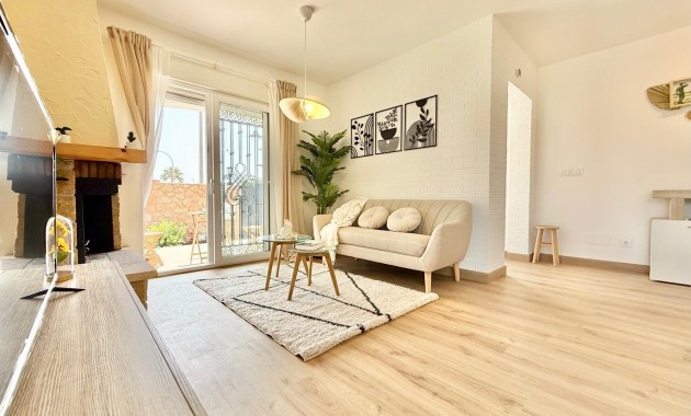 Venta - Chalet -
San Javier - Santiago de la Ribera