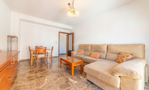 Venta - Piso -
Los Alcázares