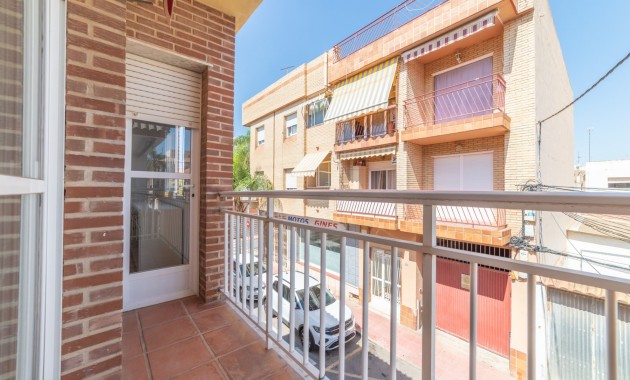 Venta - Piso -
Los Alcázares