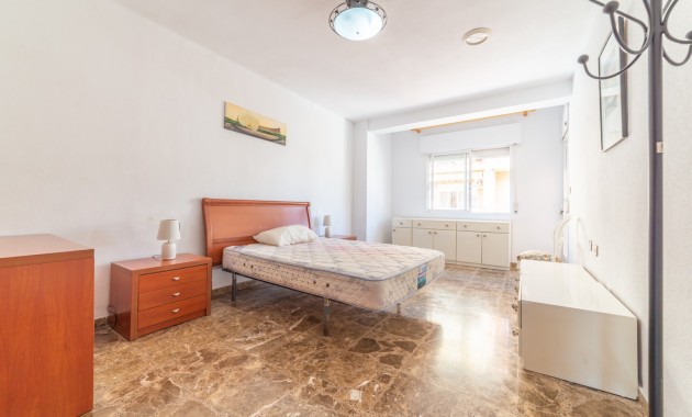 Venta - Piso -
Los Alcázares
