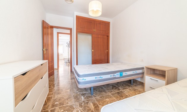 Venta - Piso -
Los Alcázares