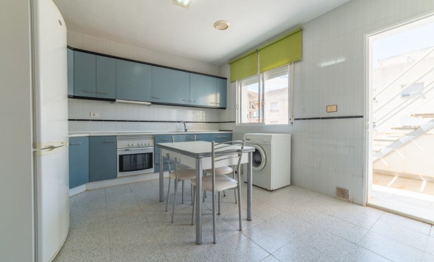 Venta - Piso -
Los Alcázares