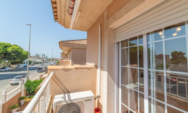 Venta - Chalet -
San Javier - Santiago de la Ribera