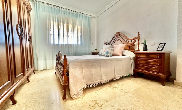 Venta - Apartamento -
Orihuela Costa - La Zenia