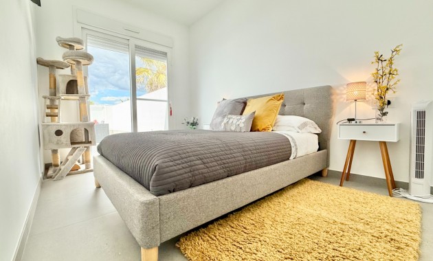 Venta - Planta baja -
AVILESES