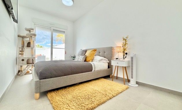 Venta - Planta baja -
AVILESES