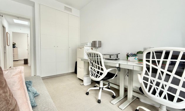 Venta - Planta baja -
AVILESES