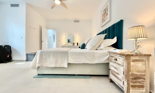 Venta - Planta baja -
AVILESES