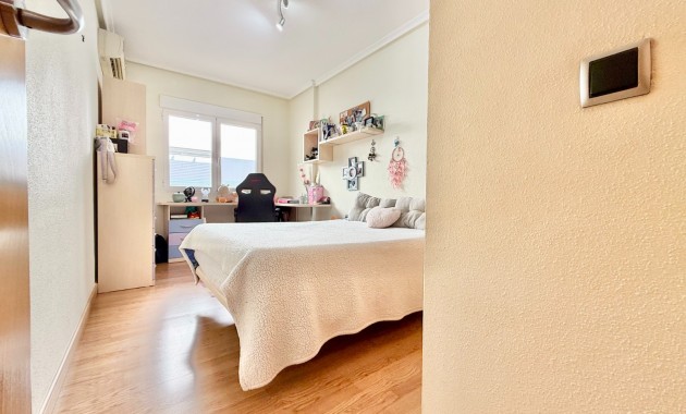 Venta - Apartamento -
Pilar de la Horadada - Pilar de la Horadada 