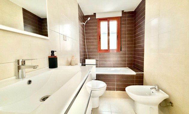 Venta - Apartamento -
AVILESES