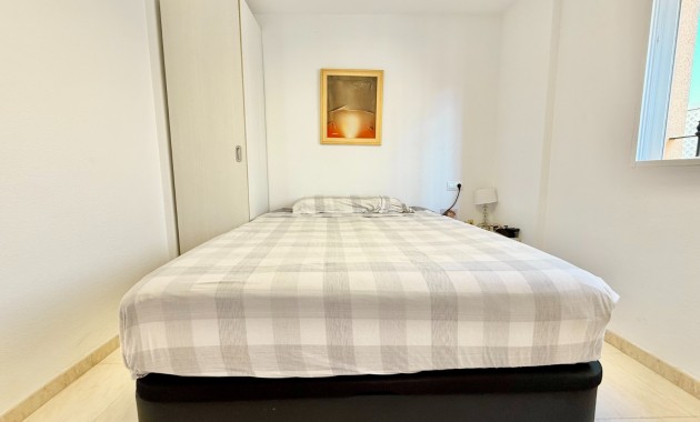 Venta - Chalet -
El Algar 