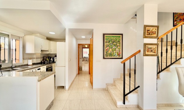 Venta - Chalet -
El Algar 