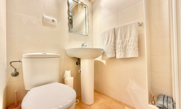 Venta - Apartamento -
La Manga 