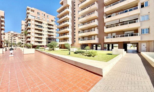 Venta - Apartamento -
La Manga 