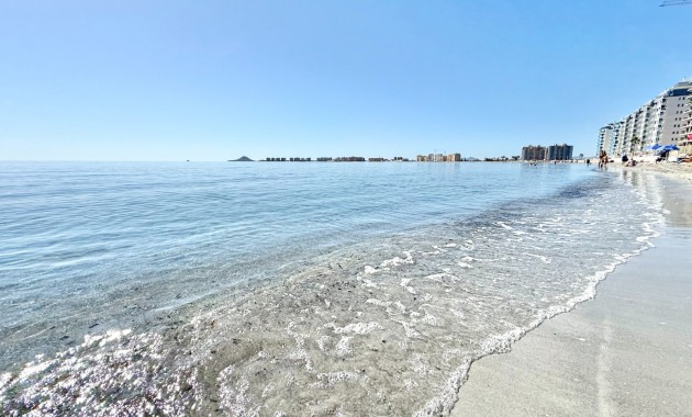 Venta - Apartamento -
La Manga 