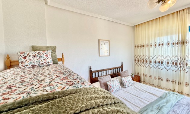 Venta - Apartamento -
Orihuela Costa - La Zenia